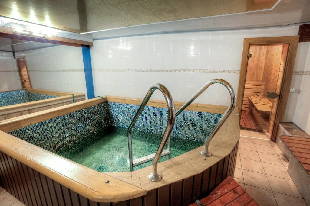 Vatra Hotel Jaremcse Kültér fotó