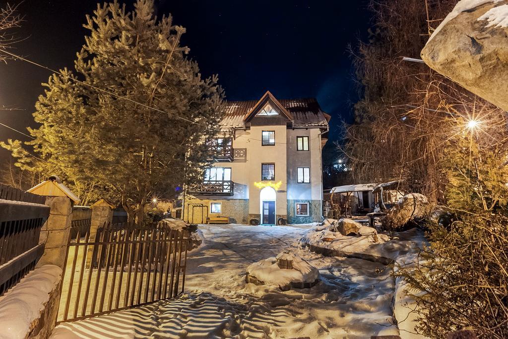 Vatra Hotel Jaremcse Kültér fotó