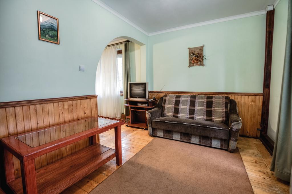 Vatra Hotel Jaremcse Kültér fotó