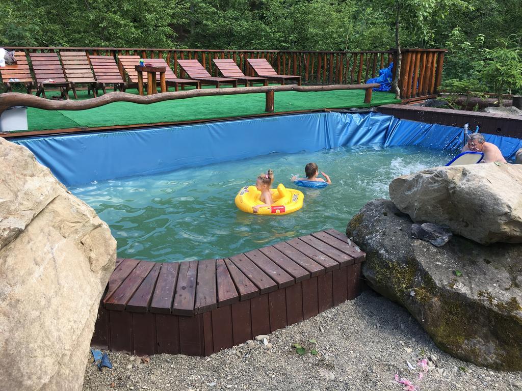 Vatra Hotel Jaremcse Kültér fotó